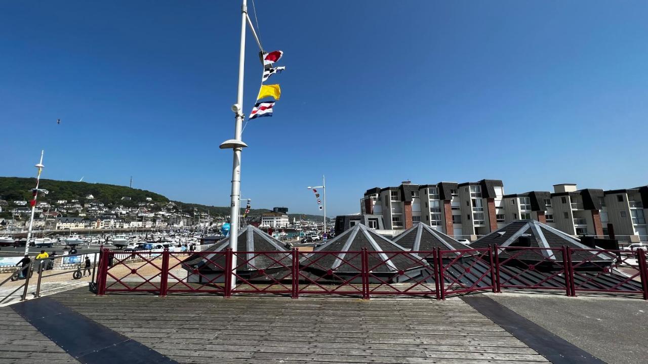 Le Maritime, Front De Mer Et Parking Sous-Terrain Fécamp Exterior foto